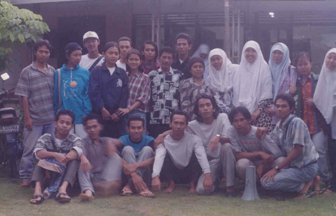 anak-anak panitia BMMB lagi mejeng